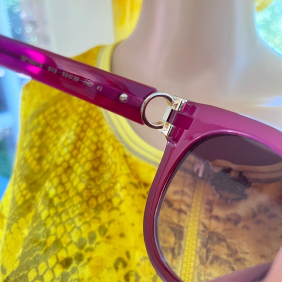 Salvatore Ferragamo Pink Sunglasses Modern Full-Rim Design - Picture 3 of 8